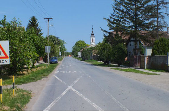 Radovi na održavanju trotoara u Laliću