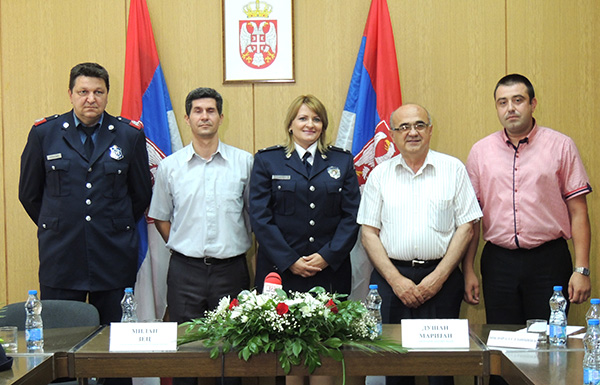 Povodom Dana policije nagrađeno dvoje službenika Policijske stanice Odžaci