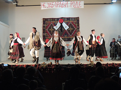 Festival u Bačkom Gračacu slavi i čuva tradiciju srpskog naroda