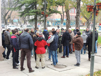 Radnici Hipola protestovali u Odžacima