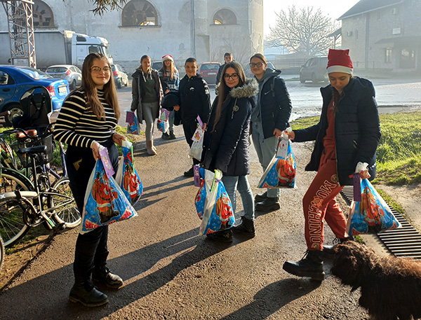 Petica iz humanosti za učenike i zaposlene karavukovačke škole