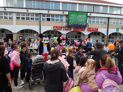 Bravo Odžaci za humanost i sakupljenih 569.750 dinara za Jovanu, Ninu i Mariju (FOTO)