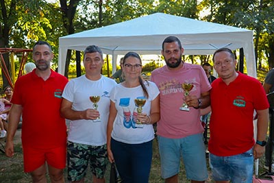 Takmičili se u pripremi roštilja i prikupljali pomoć za bolesnog mladića