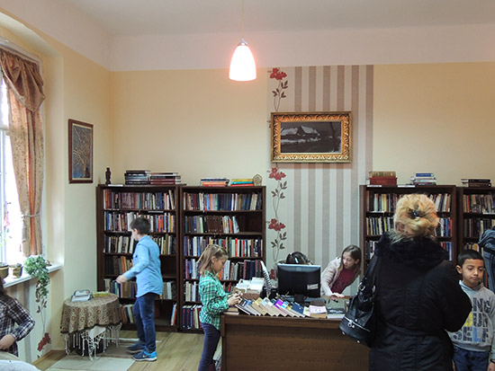 Biblioteka u Ratkovu u renoviranim prostorijama