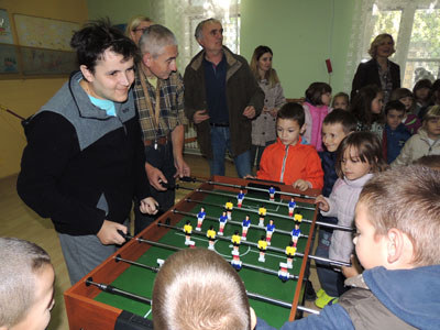 FOTO: Poletarci u poseti Zlatnoj barci