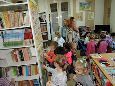 Narodna biblioteka u Odžacima obeležava Svetski dan knjige za decu