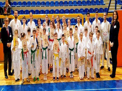 Svi kandidati položili za viša karate zvanja